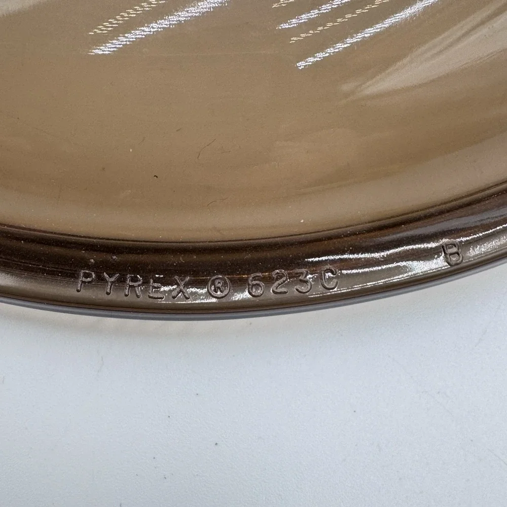 VTG RARE Pyrex 023-N Amber Round 1.5 qt Casserole Baking Dish Lid & Basket 623CB
